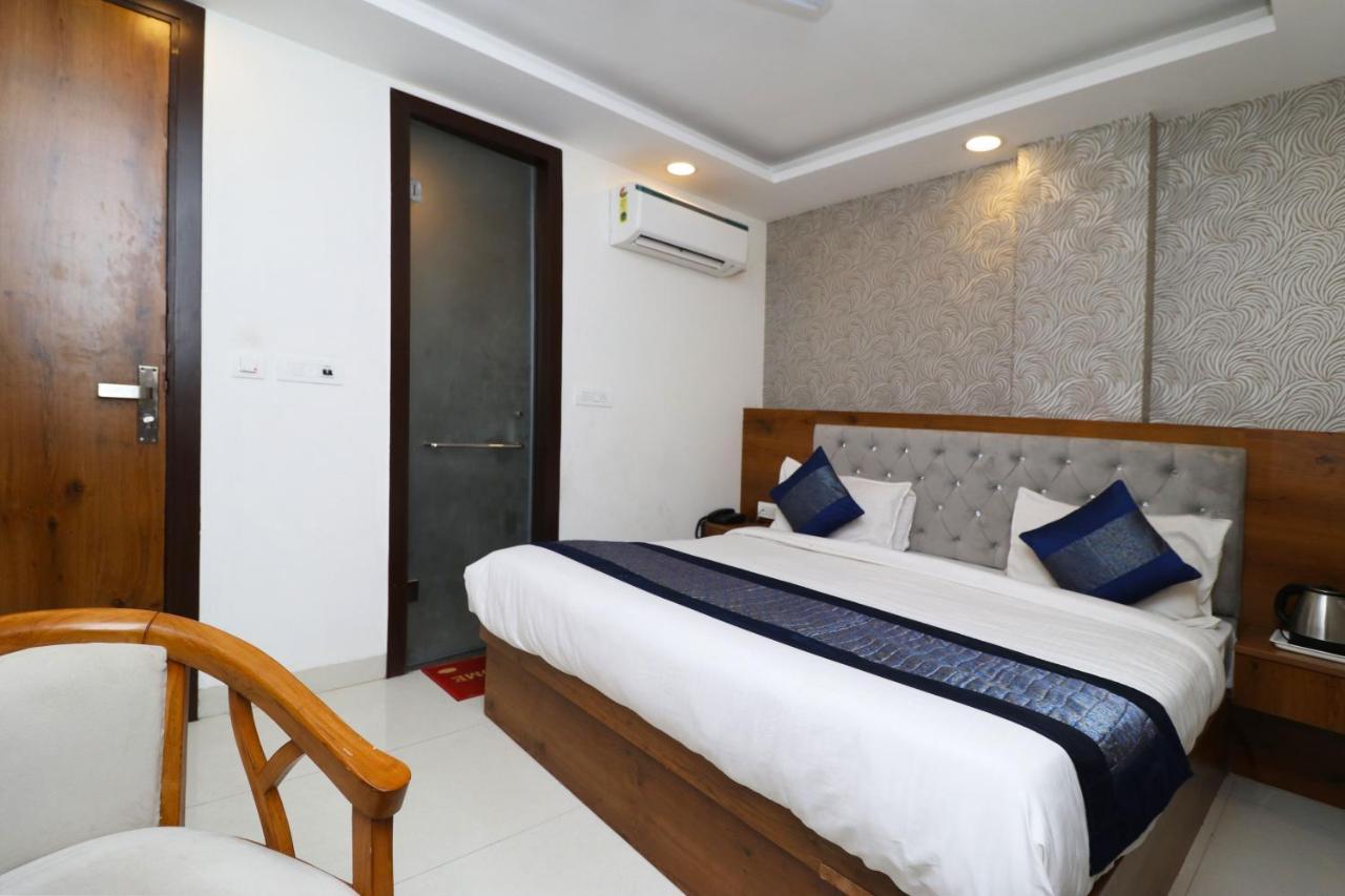 Hotel Belwood Suites - Near New Delhi Airport Buitenkant foto