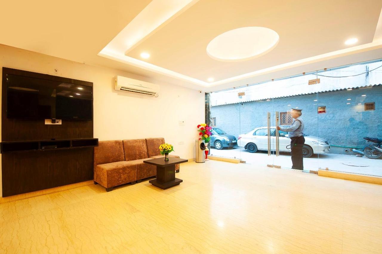 Hotel Belwood Suites - Near New Delhi Airport Buitenkant foto